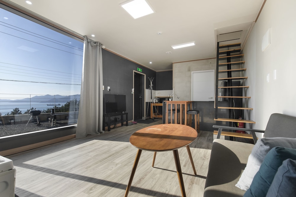 namhae butkokgiljinaseo