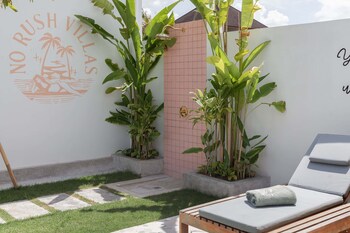 no rush villas