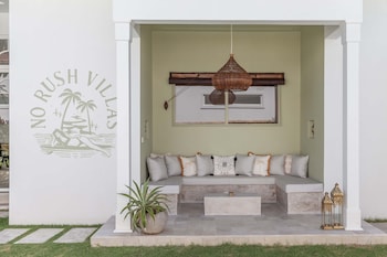 no rush villas