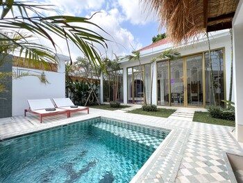 no rush villas
