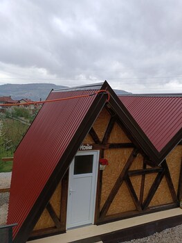 bosnian pyramid glamping