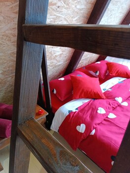 bosnian pyramid glamping