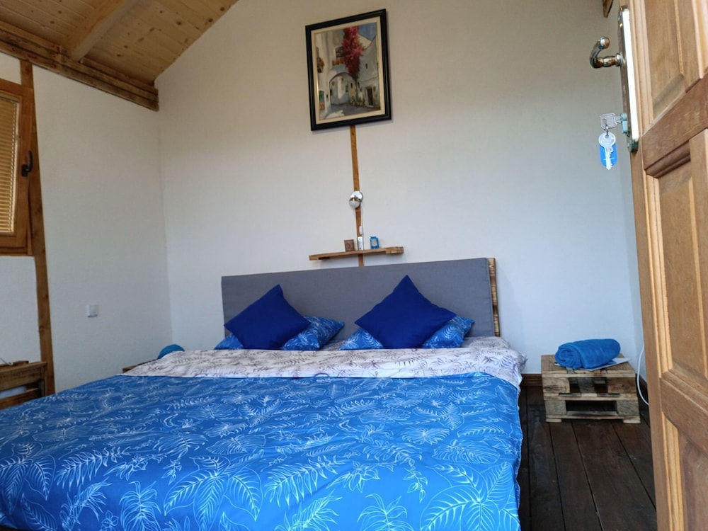 bosnian pyramid glamping