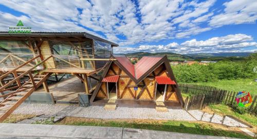 bosnian pyramid glamping