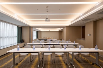 gz baiyun airport mehood liz hotel t1