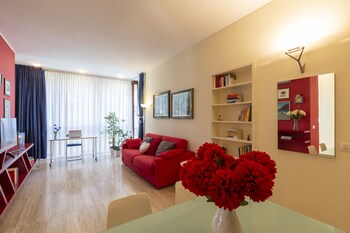 notami twins apartment