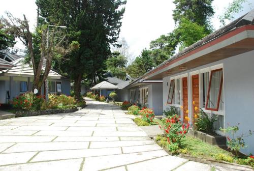 rudang berastagi hotel