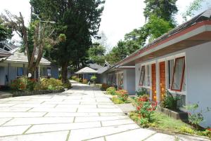 Rudang Berastagi Hotel,,3 star