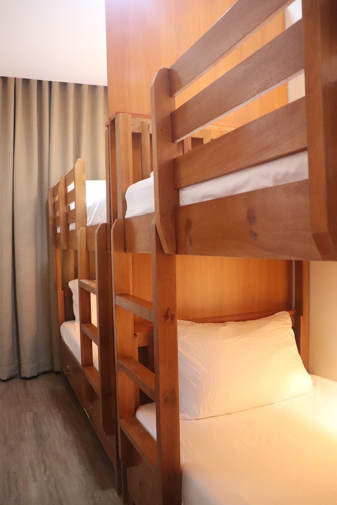 sarojus farmview hotel