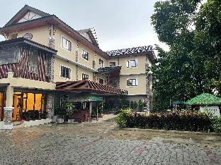 sarojus farmview hotel