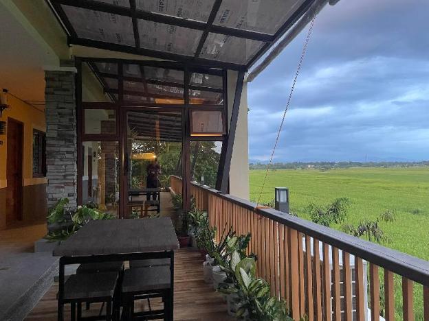 sarojus farmview hotel