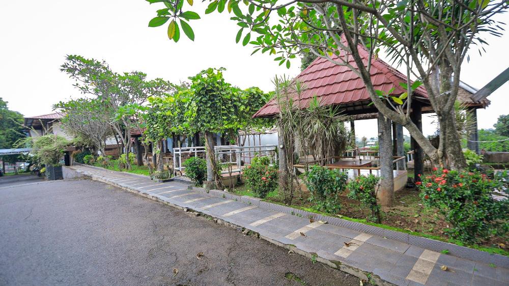 lembah gunung kujang by arba