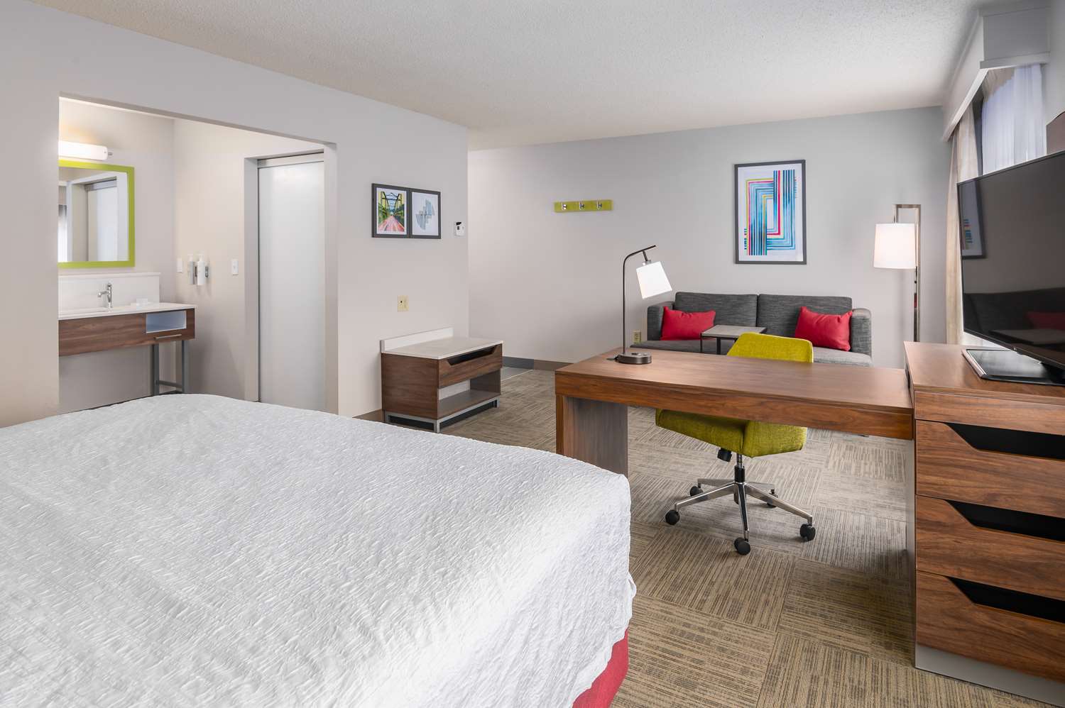 hampton inn and suites hartford manchester