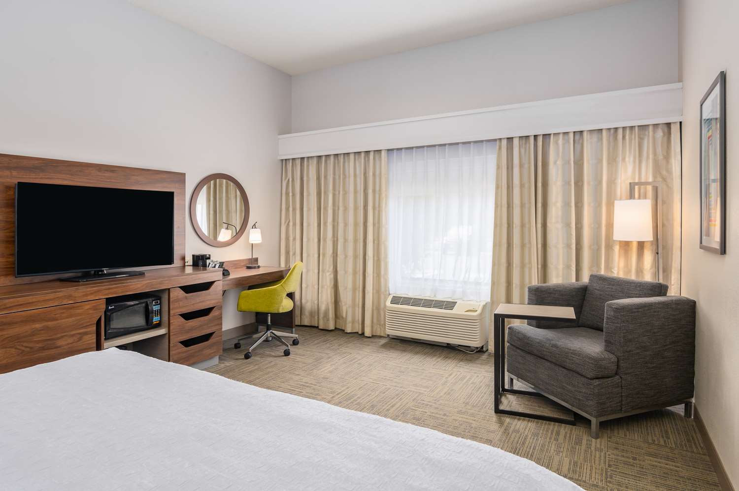 hampton inn and suites hartford manchester