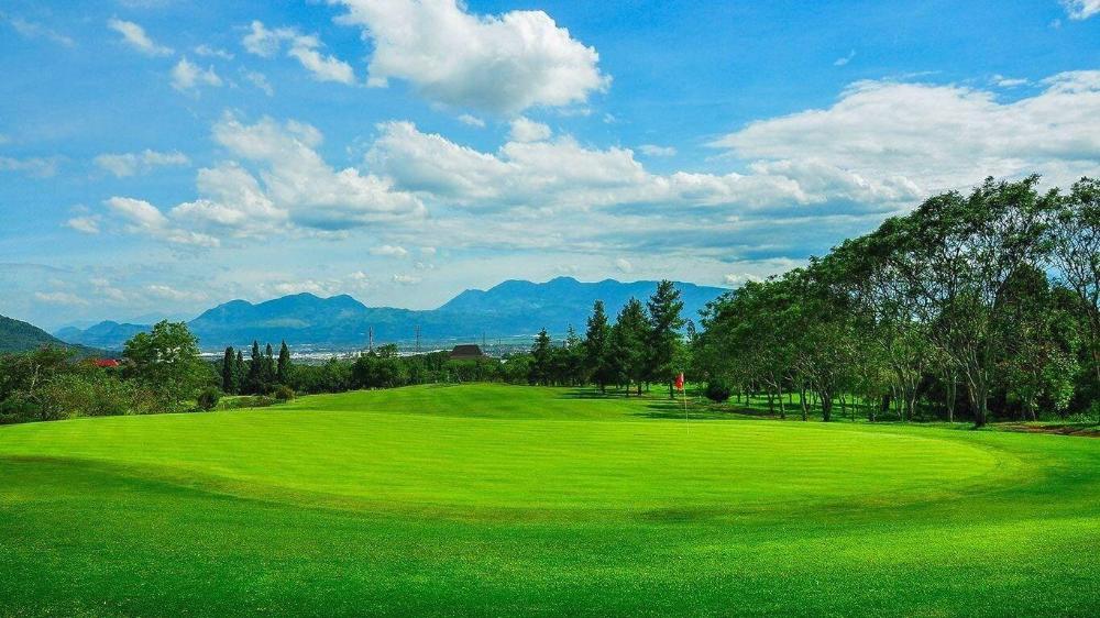 bandung giri gahana golf and resort