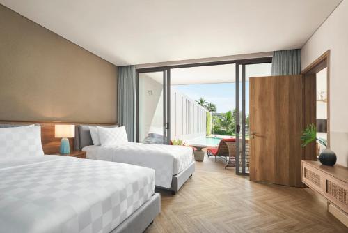 ixora ho tram by fusion