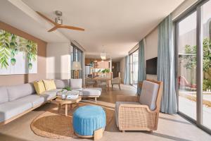 ixora ho tram by fusion