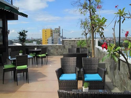 kenari tower hotel