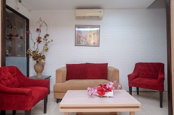 reddoorz plus grand populer hotel