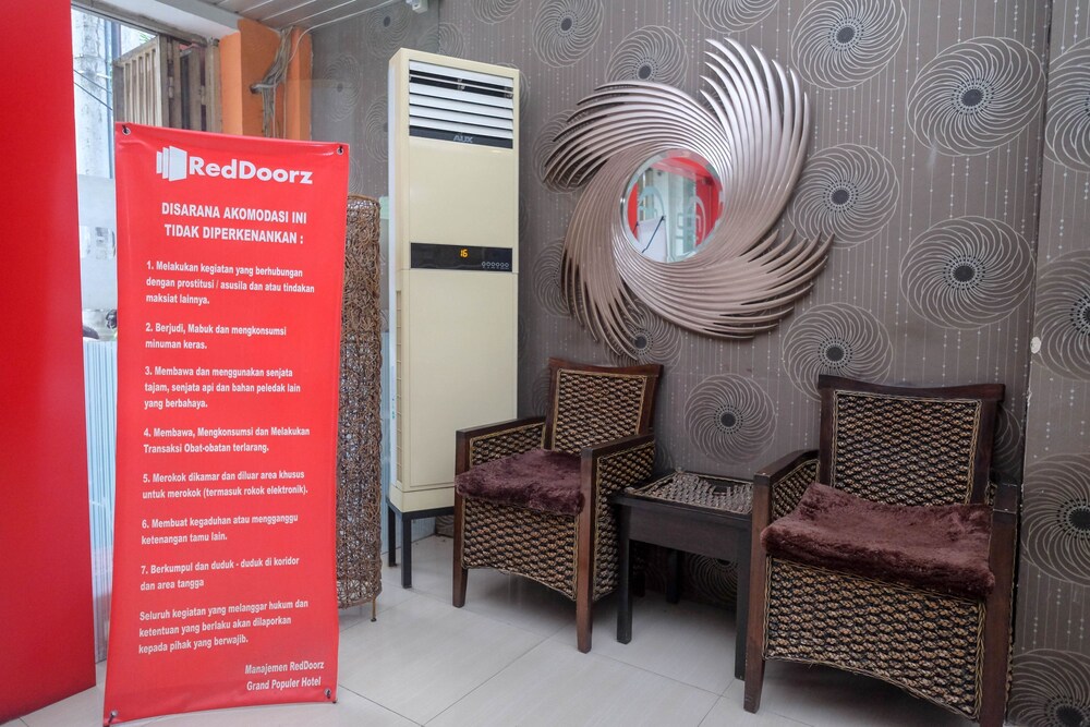 reddoorz plus grand populer hotel