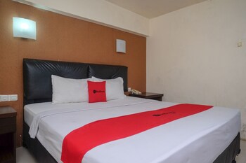 reddoorz plus grand populer hotel