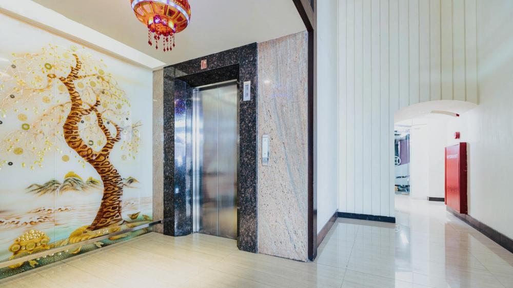 continent centrepoint hotel makassar