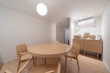 thehyoosik aank hotel guri