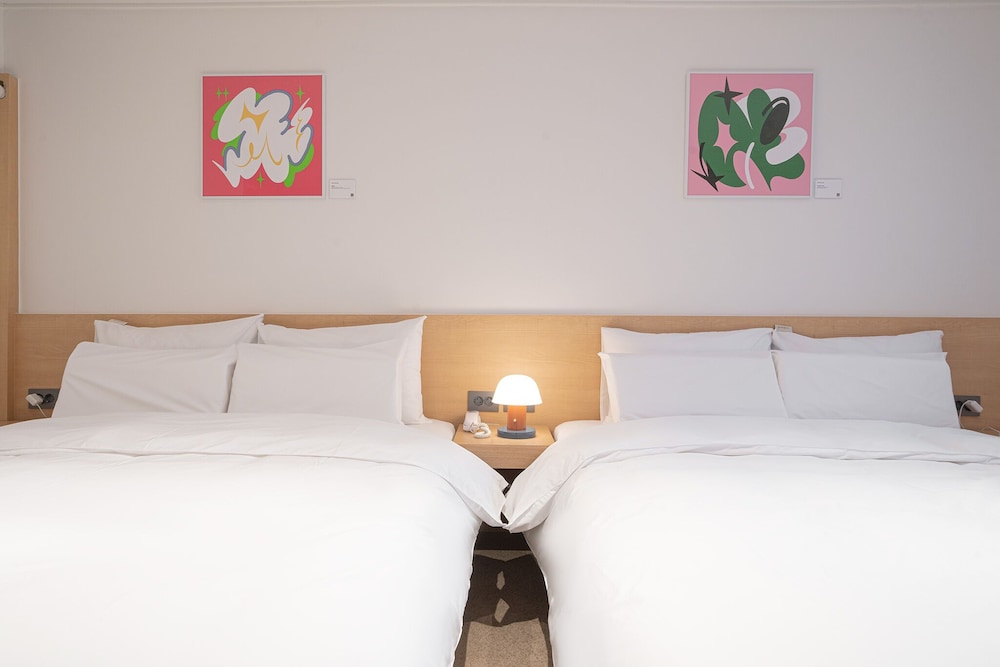 thehyoosik aank hotel guri