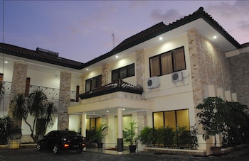griya sentana hotel jogjakarta