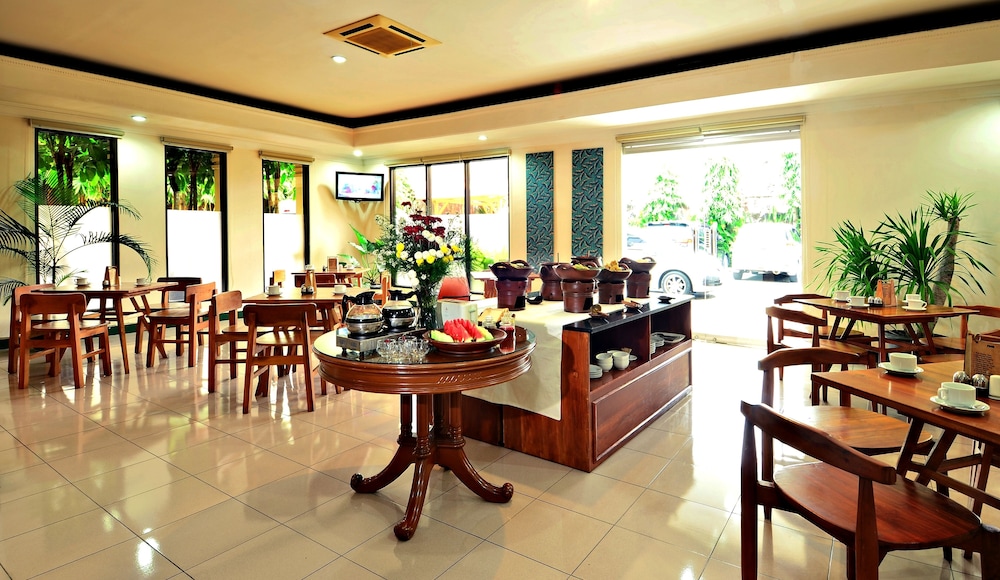 griya sentana hotel jogjakarta