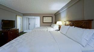 holiday inn manhattan at the campus by ihg