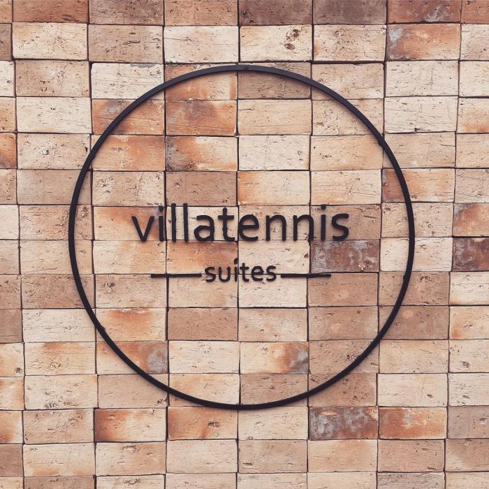 villa tennis