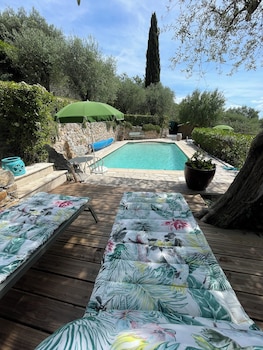 villa daphne