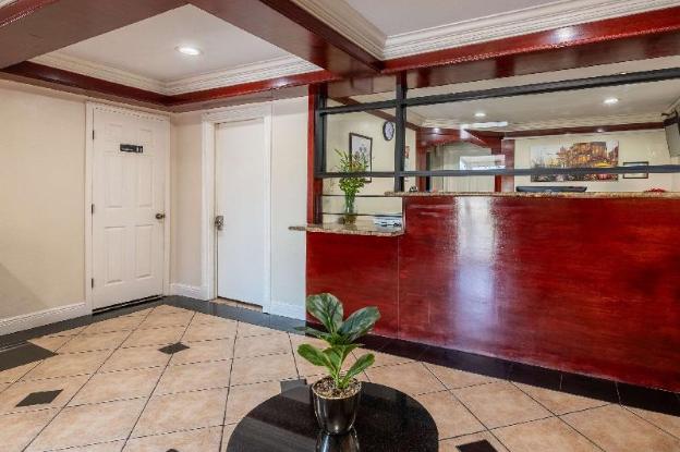 rodeway inn and suites east