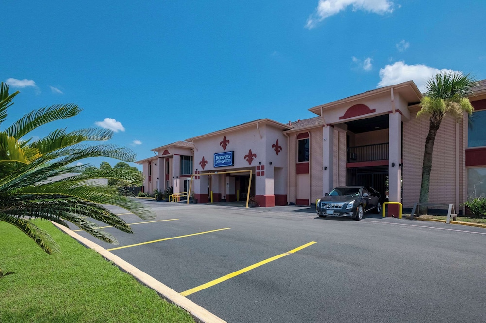 rodeway inn and suites east