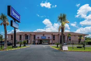rodeway inn and suites east
