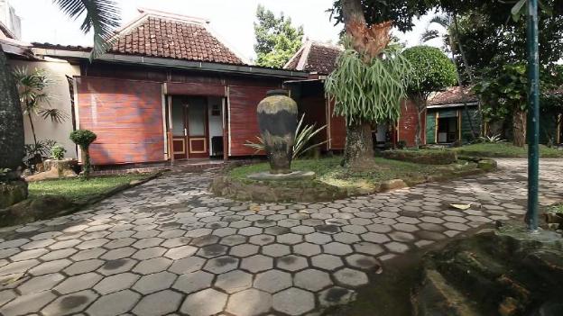 hotel batik yogyakarta