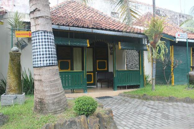 hotel batik yogyakarta