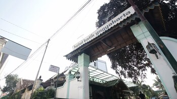 hotel batik yogyakarta