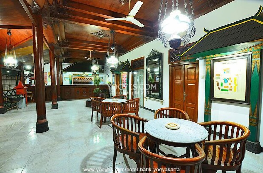 hotel batik yogyakarta
