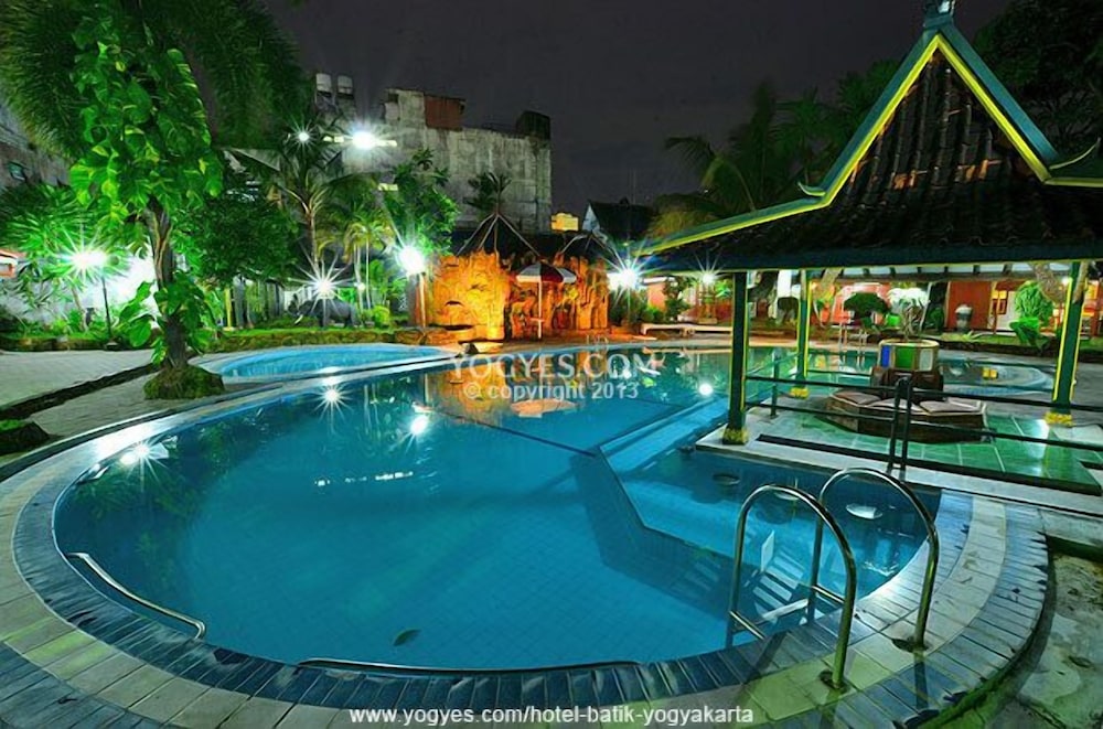 hotel batik yogyakarta