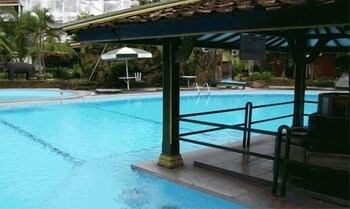 hotel batik yogyakarta