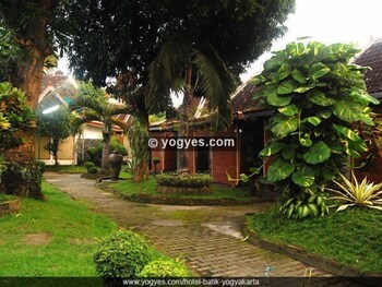 hotel batik yogyakarta