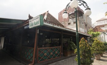 hotel batik yogyakarta