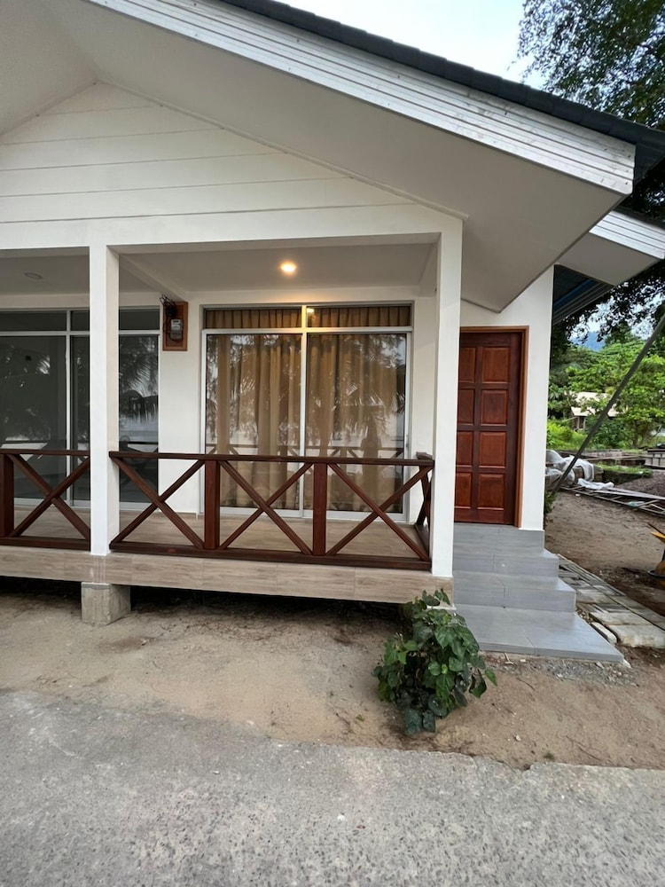 dumba bay tioman