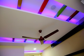 Divya Lodge & Hotel Rooms,India>>Hyderabad,2 star