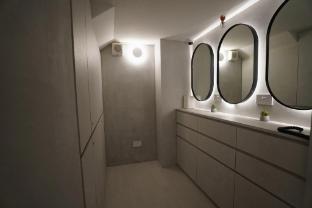 jyu capsule hotel