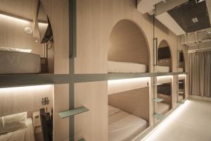 jyu capsule hotel