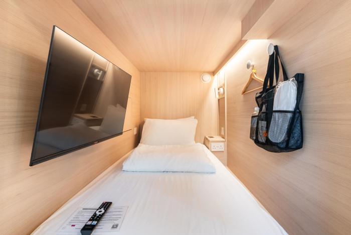 jyu capsule hotel