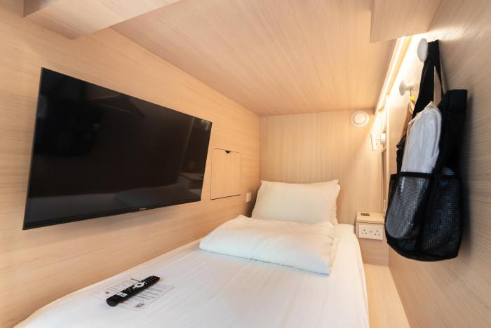 jyu capsule hotel